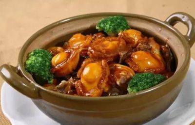 鲍鱼如何清理干净？吃的时候要注意什么？记住大厨小秘诀，别搞错了