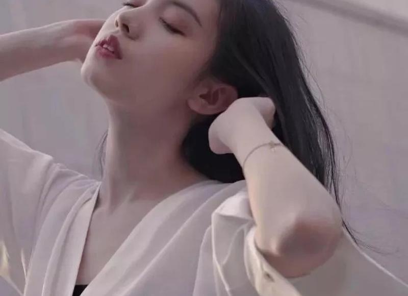 为什么男生腰一挺女生就疼呢？可能撞击力过大