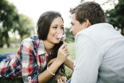 聊天没话题应该聊什么，聊天总是找不到话题聊