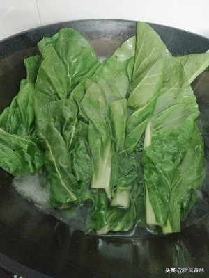 农村有种猪婆菜，能做出一道童年美味，你吃过吗？