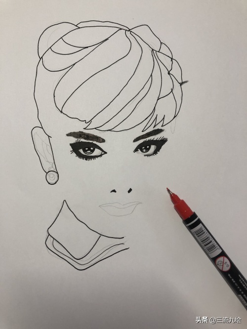 教你一步步画出最美的奥黛丽赫本