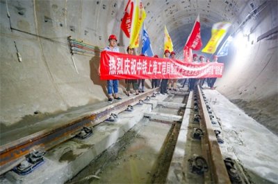 ​离年底通车再近一步！7号线东延轨道线已铺完